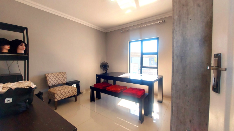 4 Bedroom Property for Sale in Melodie North West